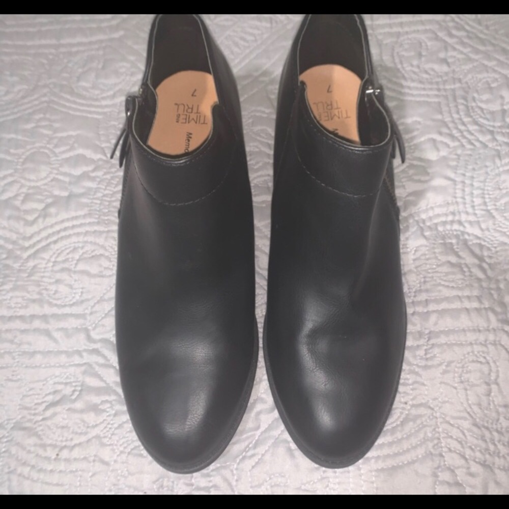 🔥NWOT women’s ankle boots